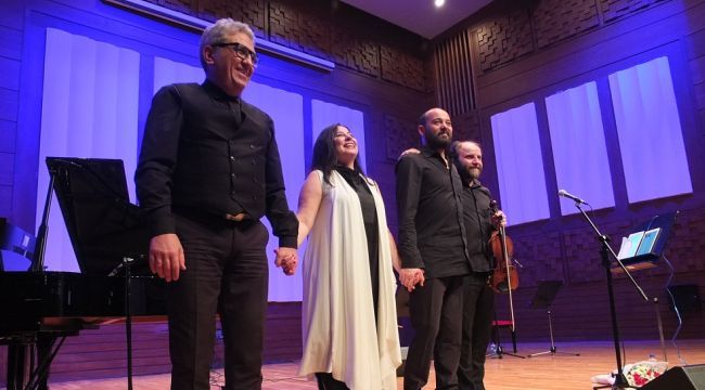 Konser büyük ilgi gördü