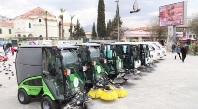 Bornova’da temizlik ve geri dönüşüm birarada