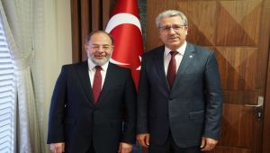 Eski Bakan Ege’de