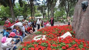 Çocuklardan Zübeyde Anne’ye mektup