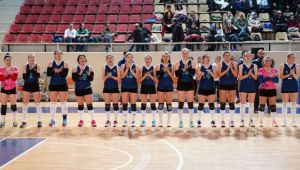 Ege Kadın Voleybol Takımı parkede