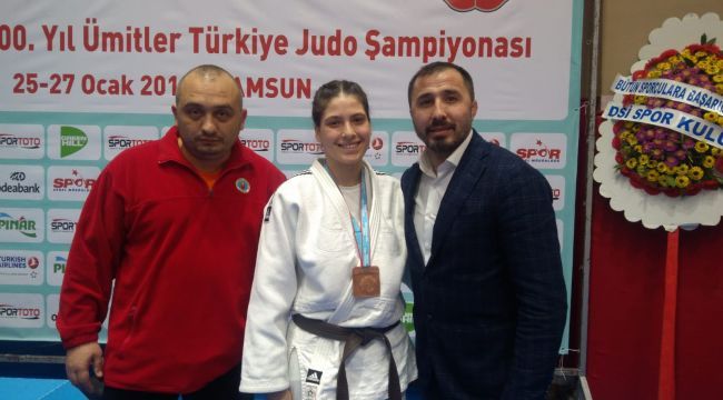 Yunusemreli judocu madalya aldı