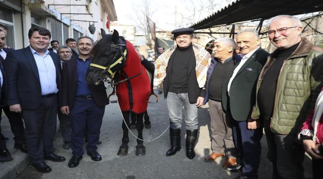  “İzmir’in geleceğini konuşuyoruz”