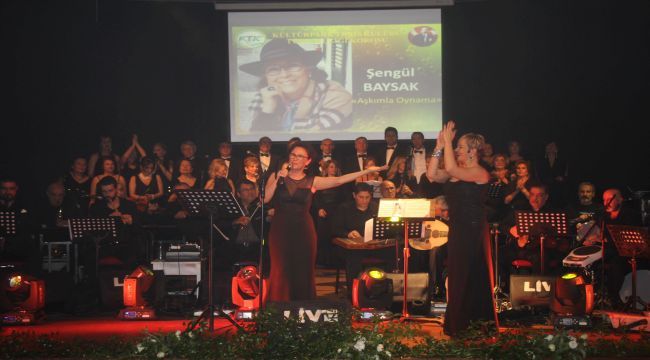 KTK, İlk konserini verdi