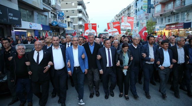 10 bin Narlıdereli ile yürüdü