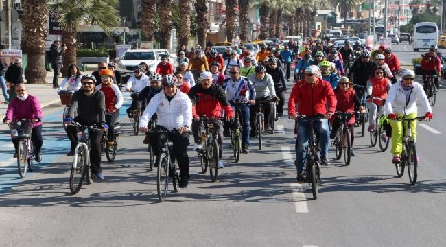 Bisikletçiler Tugay ile pedalladı