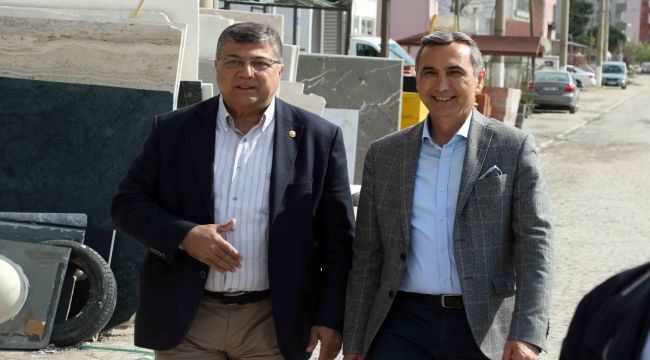 CHP'li Sındır'dan esnaf ziyareti