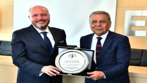 “Gönüllerin başkanısın”