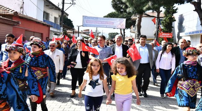 Çileği ile ünlü Emiralem'de festival coşkusu yaşandı