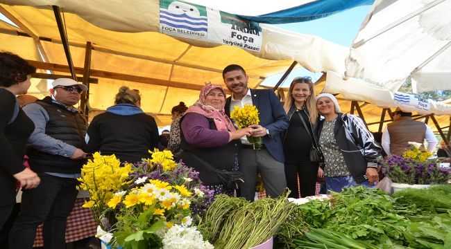 Foça Yeryüzü Pazarı’nda Bahar