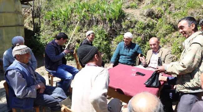 Tunç Soyer Düşük Oyu Aldığı Kiraz İlçesini Ziyaret Etti