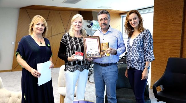 Önder, Sandal’a teşekkür belgesi verdi