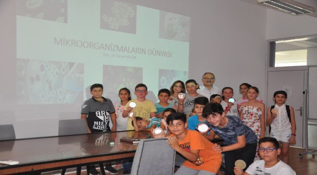 EÜ’de Çocuklar Mikroorganizmaların Dünyasına Giriş Yaptı