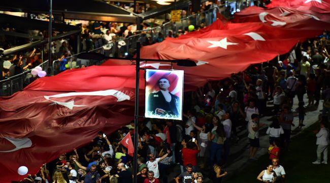 Doğum günün kutlu olsun İzmir!