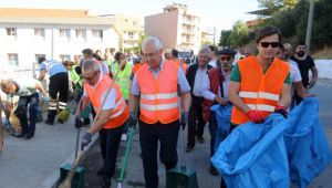 Karabağlar, temizlik için seferber oldu