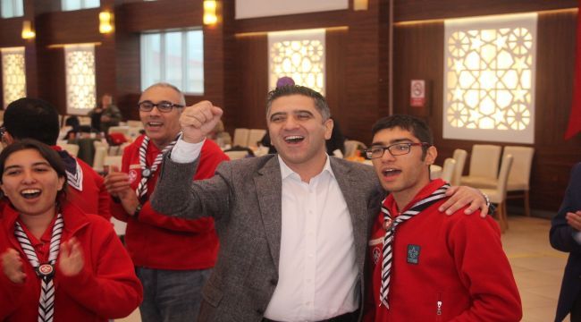 Menderes’te Hem Açılış Hem Kutlama