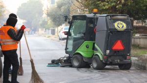 Buca’da dur durak bilmeyen temizlik mesaisi