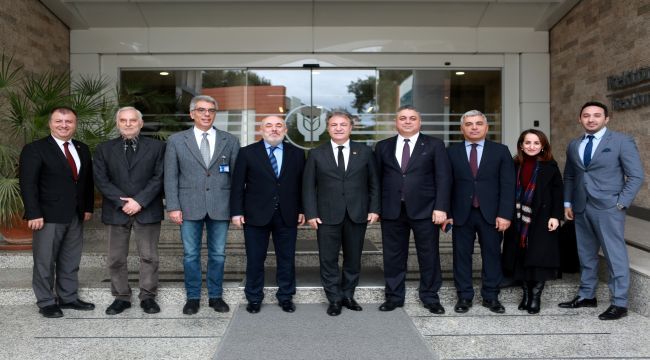 Yaşar Üniversitesi’nden Bornova Belediyesi’ne eğitim semineri