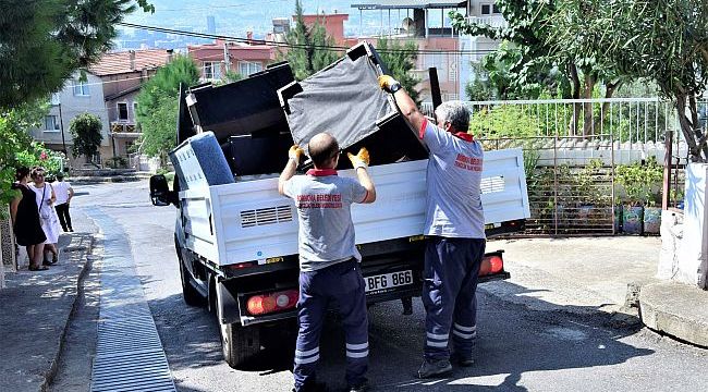 Bornova Belediyesi’nden eski ev eşyalarına ikinci hayat