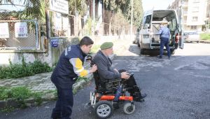 Buca’da engelliler yolda kalmayacak