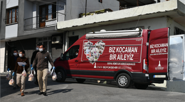  İzmir’de ihtiyaç sahiplerine çorba ve ekmek