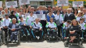 Gaziemir Belediyesi Engellilerin Sorunlarına Çözüm Üretiyor