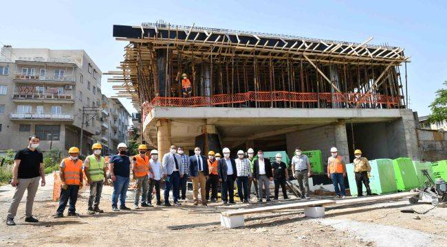 Koronavirüs salgınına karşın çalışmalar devam ediyor.