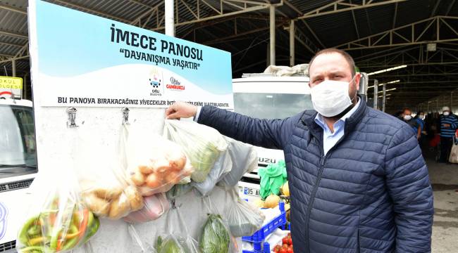 Çiğli’de pazar yerlerine imece panosu