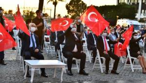 Konak Meydanı’nda 15 Temmuz anması 