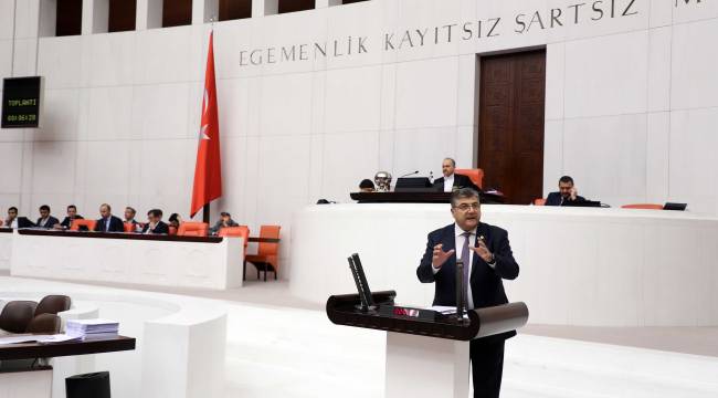 “Saray talimatıyla barolar vesayet altına alınmak isteniyor”