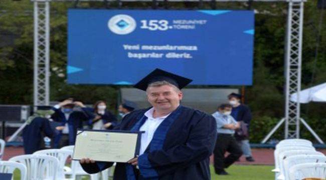 Başkan Oran annesi için o diplomayı aldı!