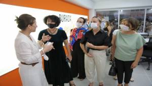 Gaziemir’de iyiliğin kapısı “Sosyal Market” açıldı