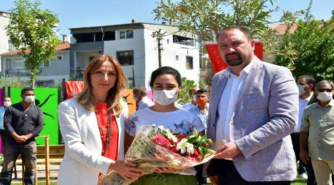 Kadın Cinayetlerine kurban giden 3 kadının adı Çiğli’de ölümsüzleşti