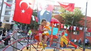 Karşıyaka’da ‘Ali Çelenay Parkı’ hizmete açıldı 