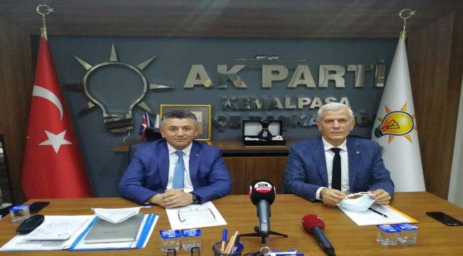 AK Parti Kemalpaşa'dan 18 ay değerlendirmesi