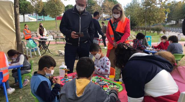 Çadırkent’te çocuklar için oyun alanı kuruldu