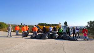 Temiz Bir Çevre İçin Ayvalık Belediyesi Gönüllüler El Ele