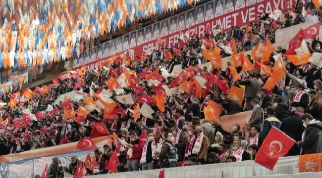 AK Parti İzmir’de Yeni Yönetim Belli Oldu