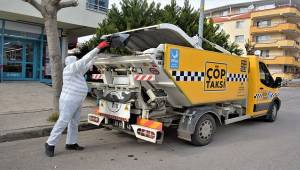 “Çöp Taksi” Hasta ve Yaşlı Vatandaşların Çöplerini Evlerinden Alıyor