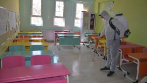 Dikili’de Okullarda Korona Temizliği