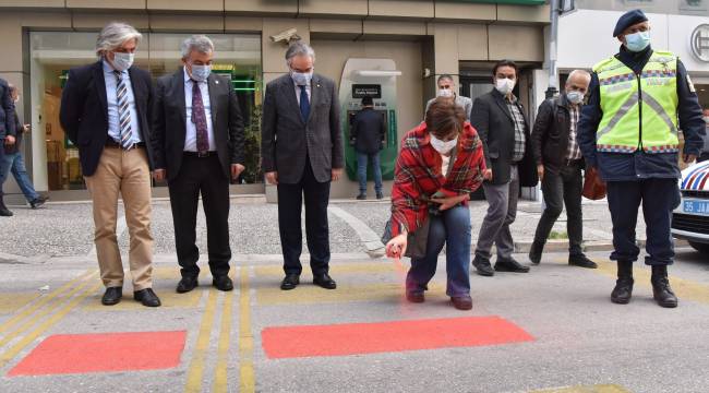 Bornova’da kırmızı çizgi uygulaması