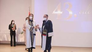 DEÜ Tıp Fakültesi 43. Kuruluş Yılını Kutladı