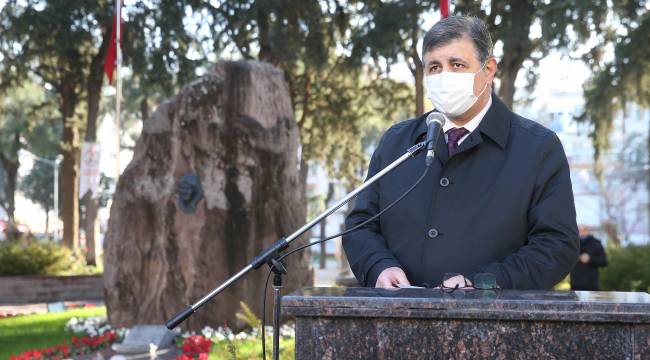 Zübeyde Ana'nın kabrinde 8 Mart anması