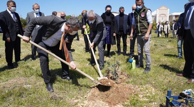 “Çeşme’nin gastronomi hazinesine akademik tecrübemizi aktaracağız”