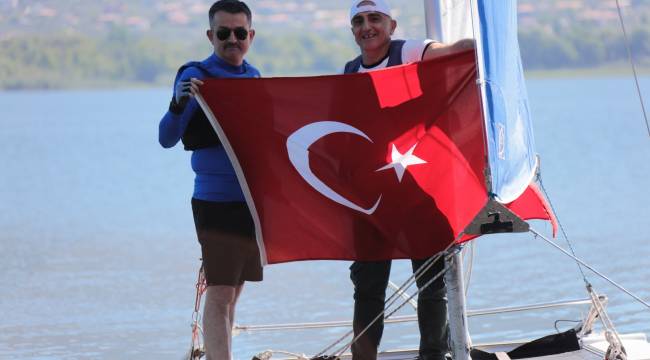 Bakan Pakdemirli Gençlerle Doğada Buluştu