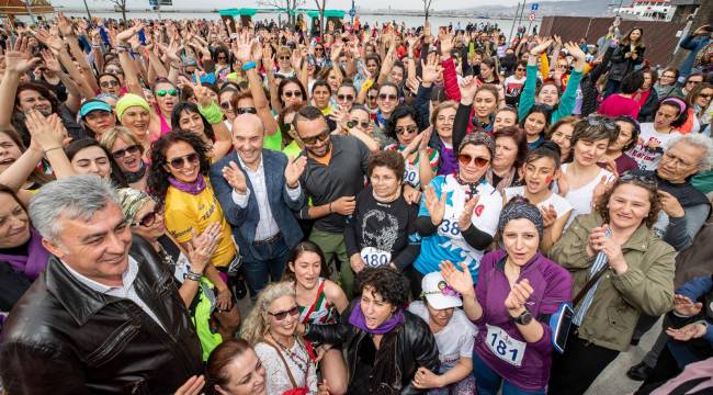 “Hukukun, insan haklarının ve eşitliğin üstün geldiği bir geleceğe el ele kavuşacağız”