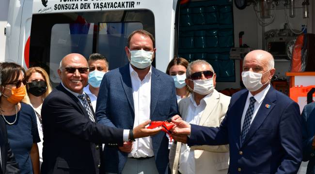 Çiğli Belediyesi’ne 1 Milyon TL'lik Ambulans Bağışı