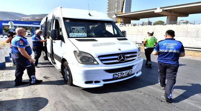 İzmir Büyükşehir Belediyesi’nden Trafik Kazalarına Karşı Denetim