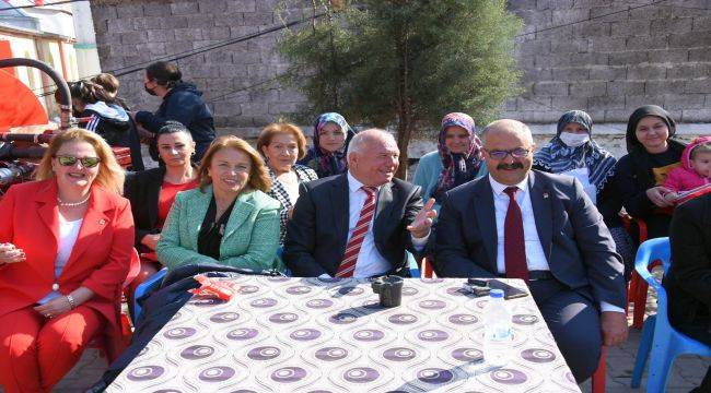 CHP Cumhuriyet Bayramını Yenikurudere’de Kutladı