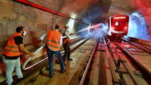 İzmir Metrosu’nda başarılı kurtarma operasyonu